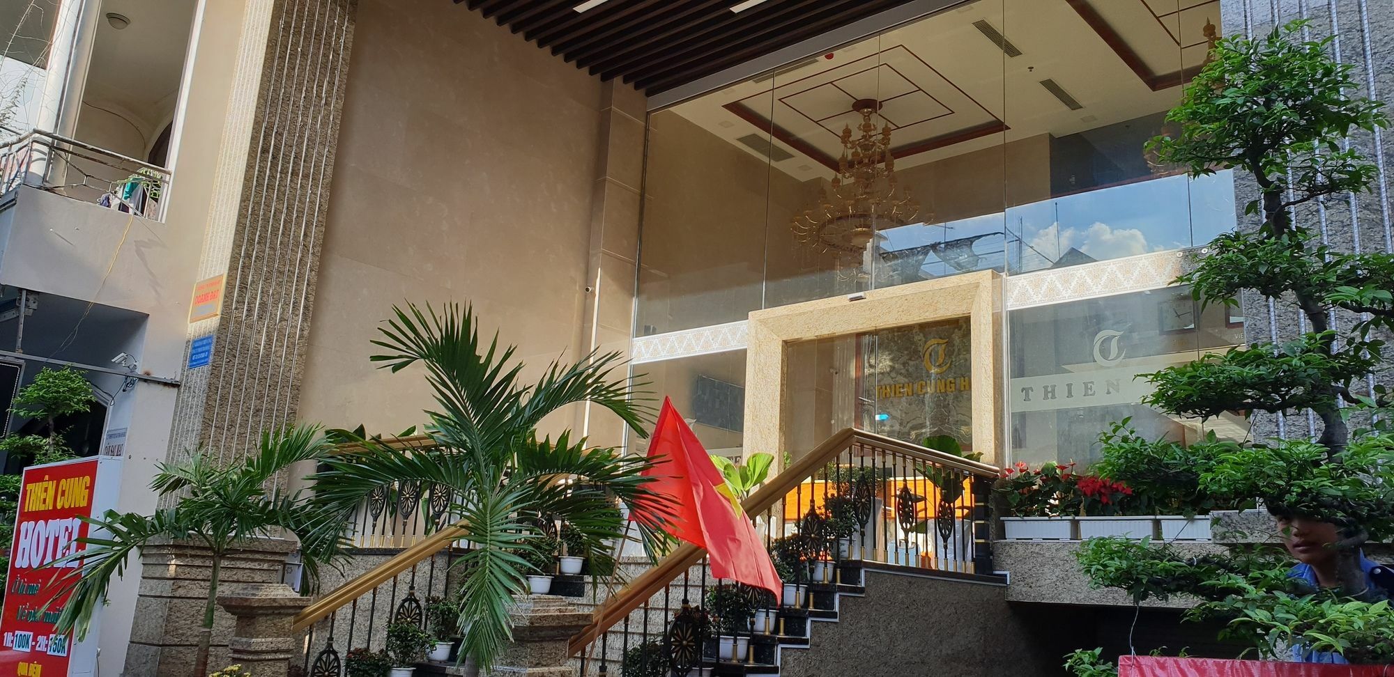 Oyo 231 Thien Cung Hotel Ho Chi Minh-staden Exteriör bild